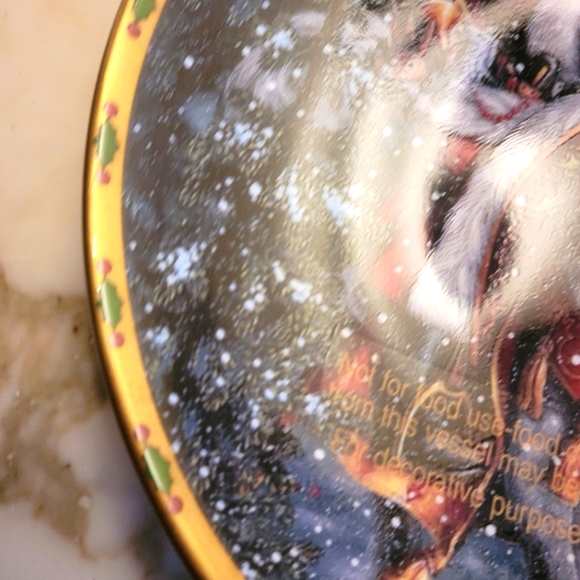 Lenox Santa of the Northern Forest Plate. Limited Edition. - Picture 4 of 7